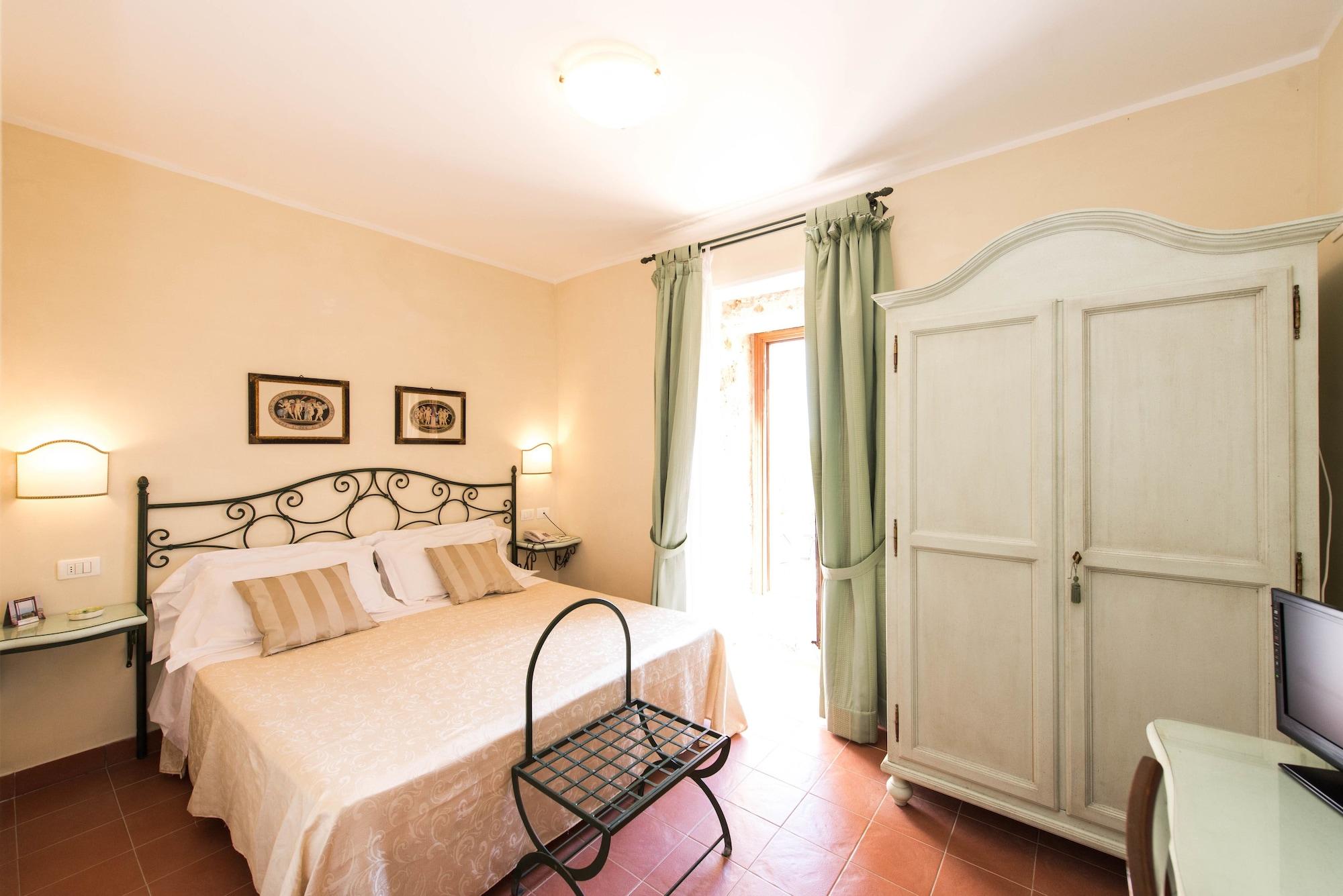 Hotel Villa Favorita Noto Exteriör bild