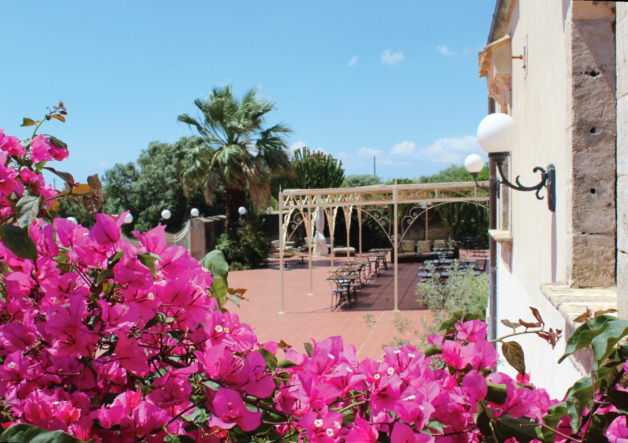 Hotel Villa Favorita Noto Exteriör bild